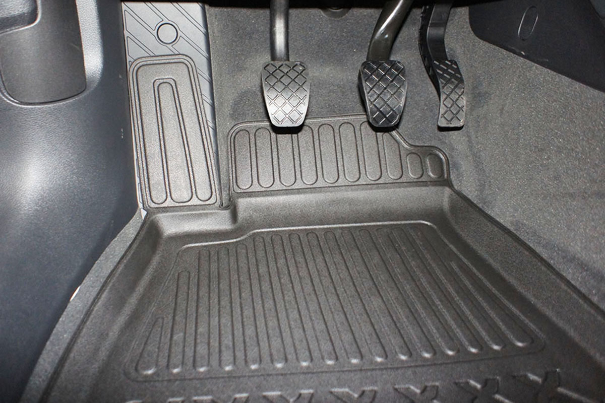 Podlahové vaničky přesné - Audi A4 15R