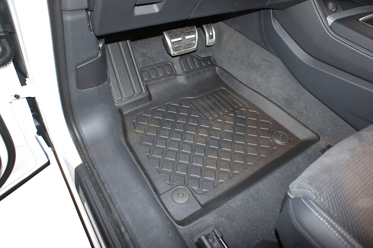 Podlahové vaničky přesné - Audi Q5 II. 17R