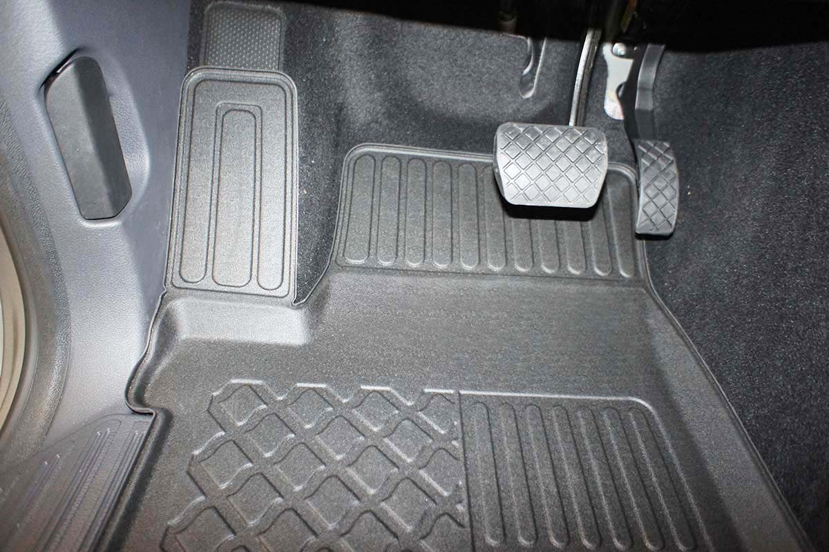 Podlahové vaničky přesné - VW Amarok 10R