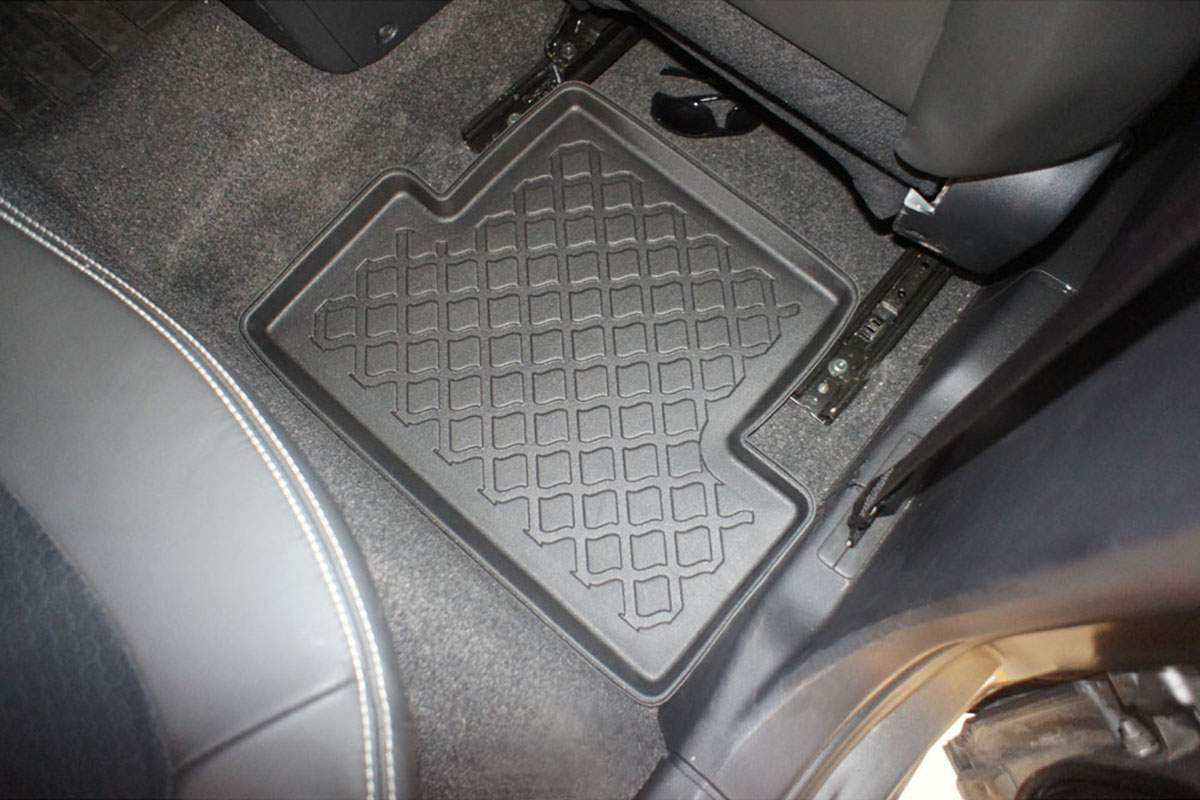 Podlahové vaničky přesné - Nissan Qashqai I. 07-14R
